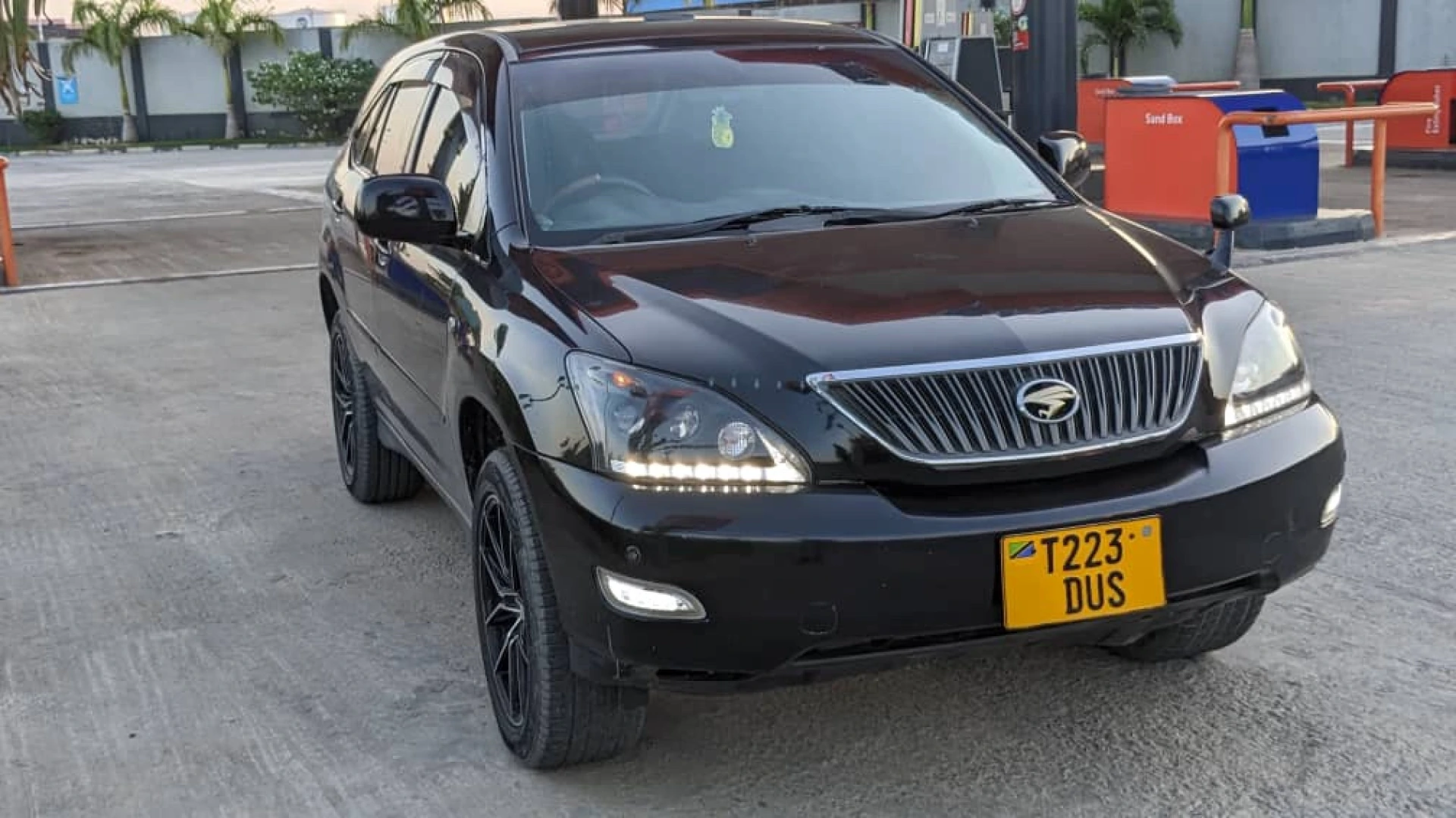 Toyota Harrier New Model DUS 2003
