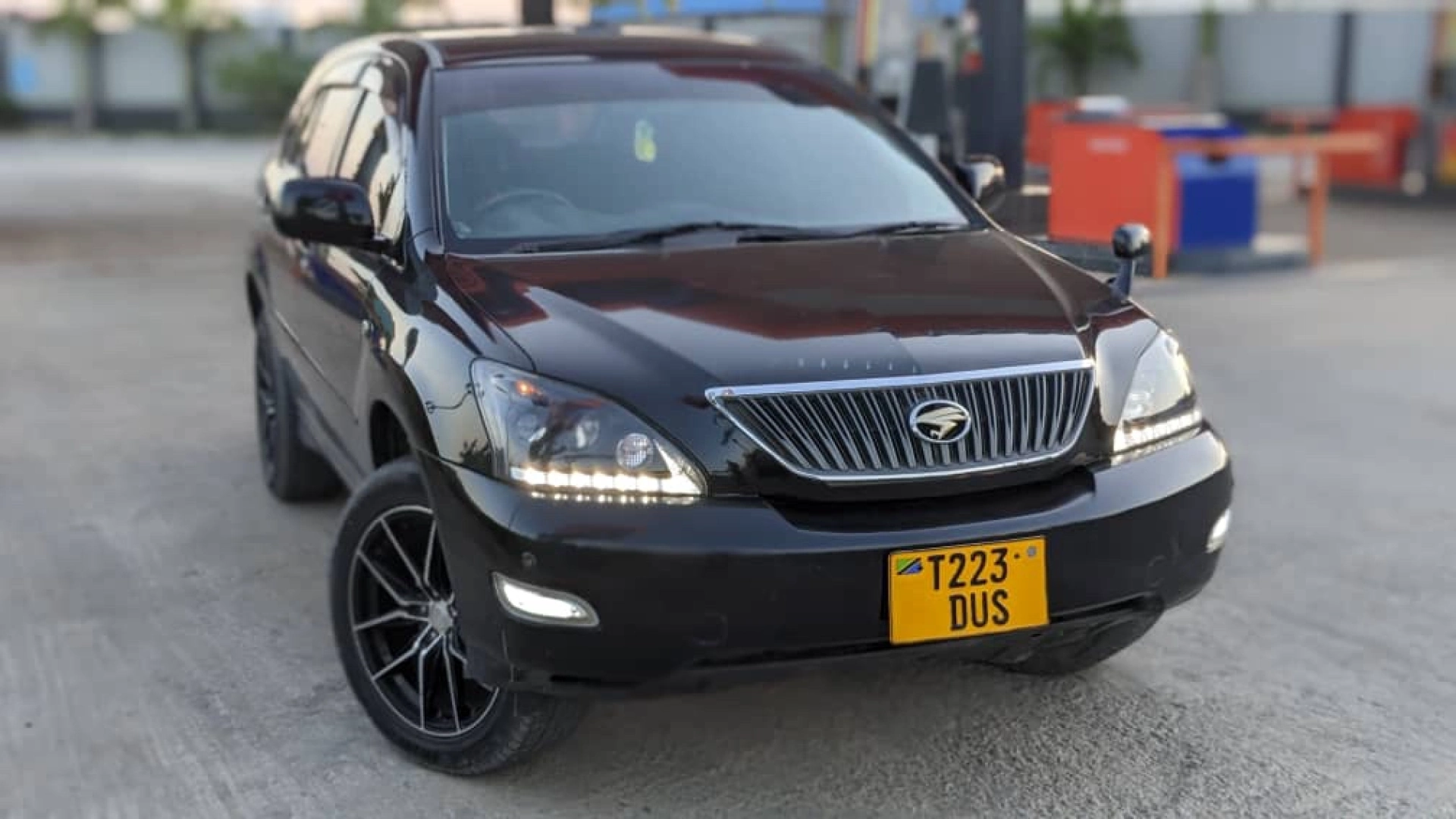 Toyota Harrier New Model DUS 2003 thumbnail 4