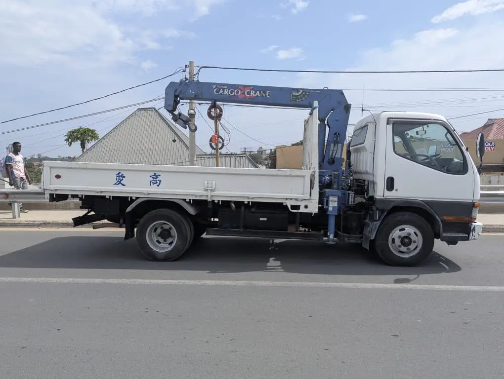 Mitsubishi Canter Crane Truck - 4D33 thumbnail 6