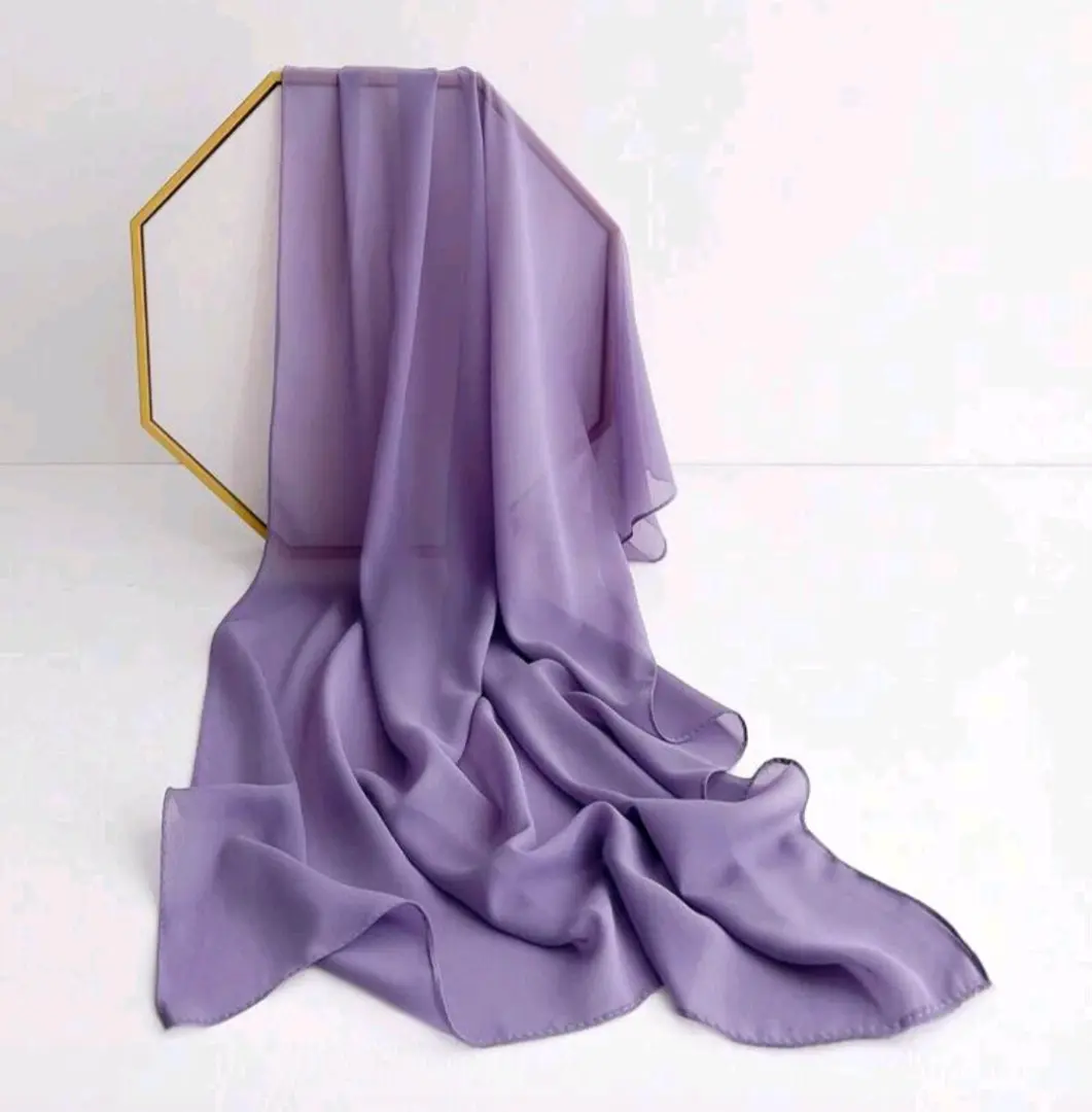 Women's Lightweight Hijab thumbnail 3
