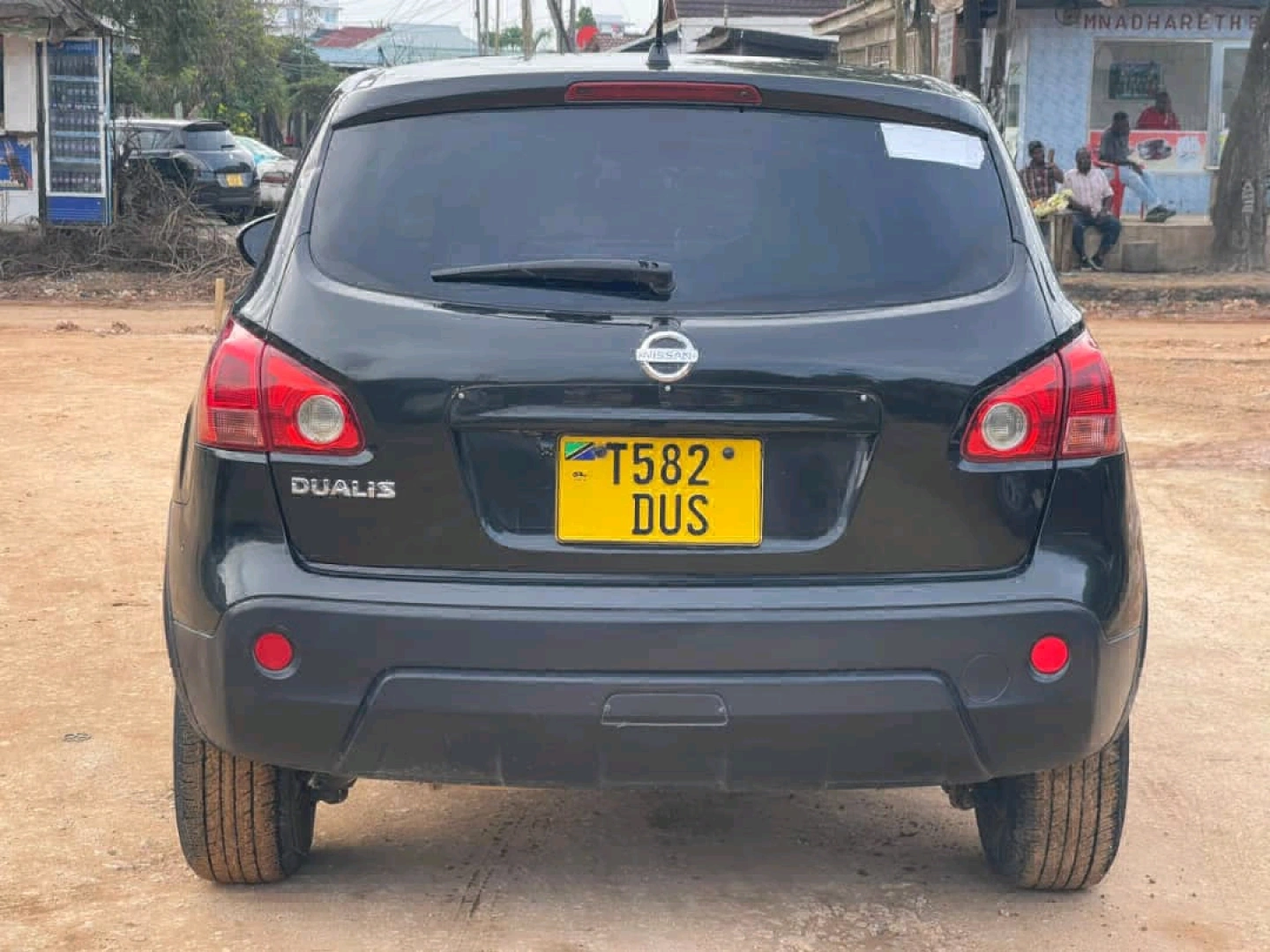 Black Nissan Dualis SUV for Sale thumbnail 9