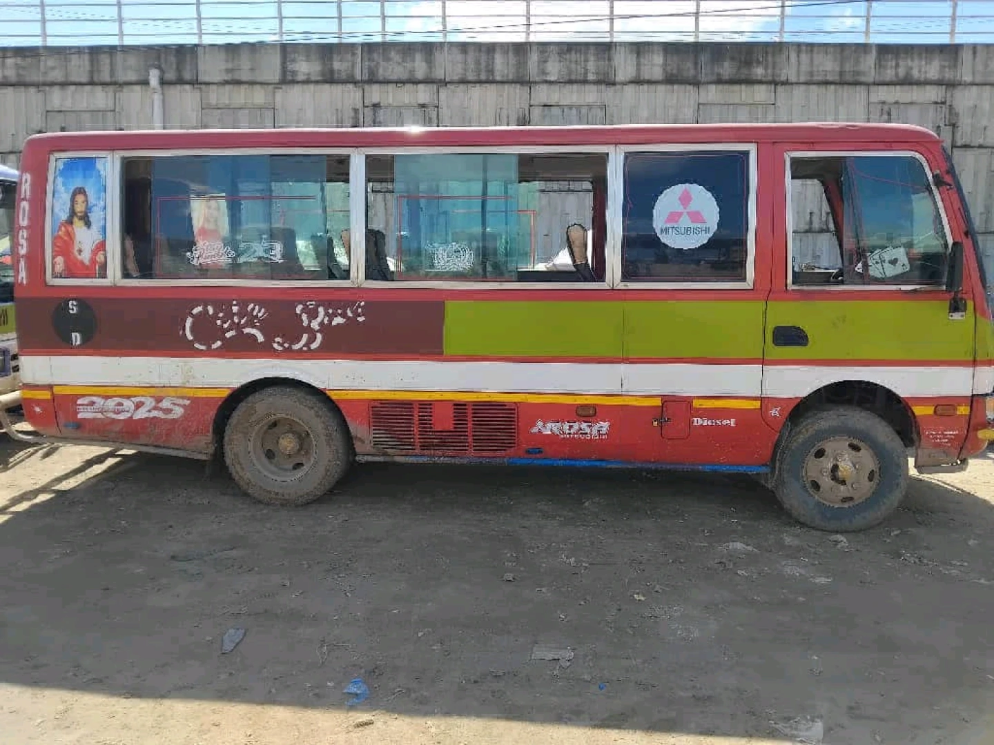 Used Mitsubishi Rosa Minibus 4D33 Diesel thumbnail 6