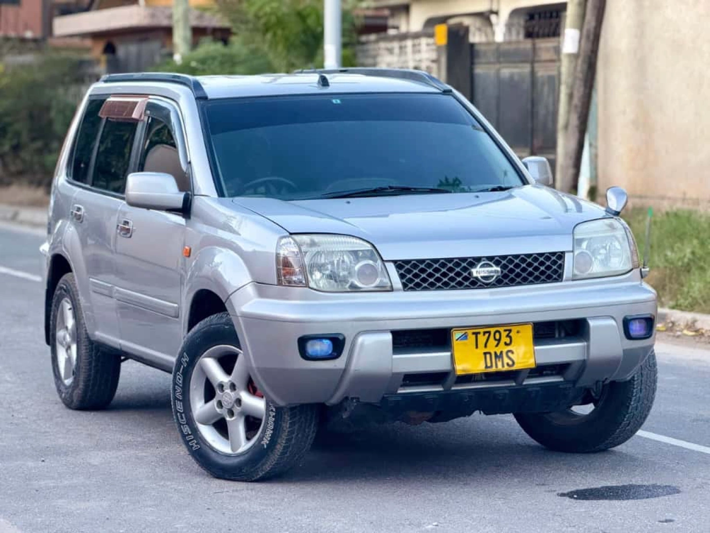 Nissan X-Trail SUV 2005 DMS thumbnail 6
