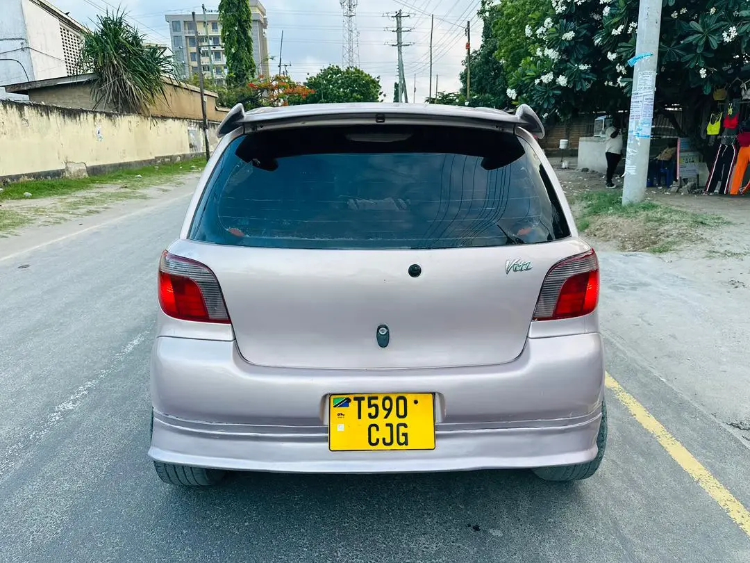 Toyota Vitz Full AC Low Mileage (6.8 Million TZS)