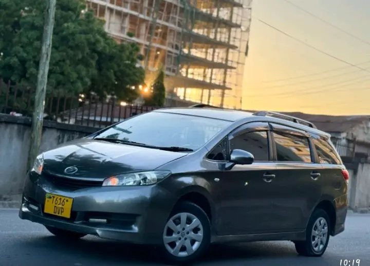 Toyota Wish (Grey) thumbnail 2
