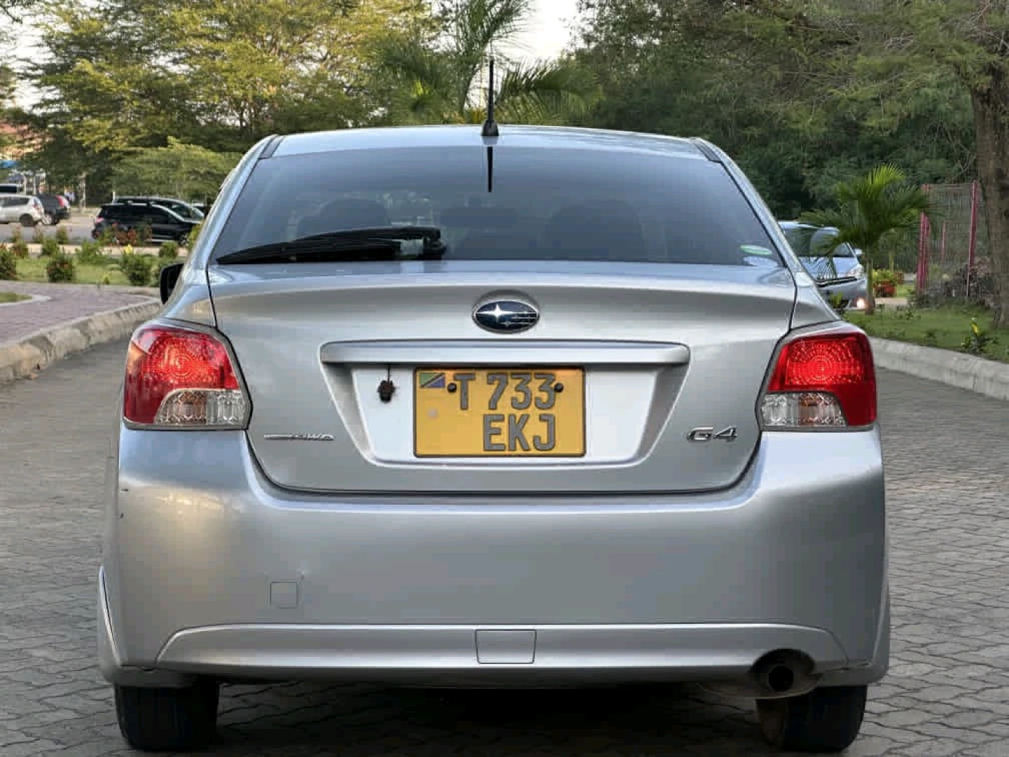 Subaru Impreza New Model G4 2014 Silver thumbnail 2