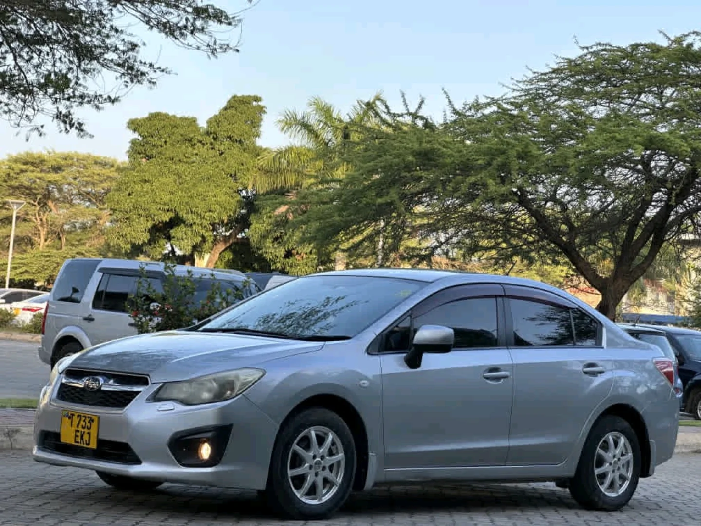 Subaru Impreza New Model G4 2014 Silver thumbnail 3