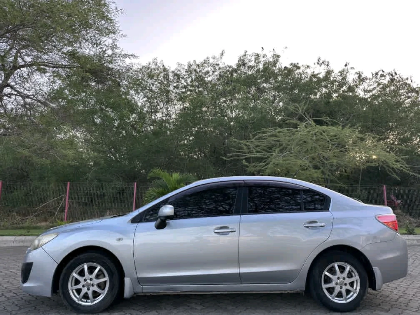 Subaru Impreza New Model G4 2014 Silver thumbnail 5