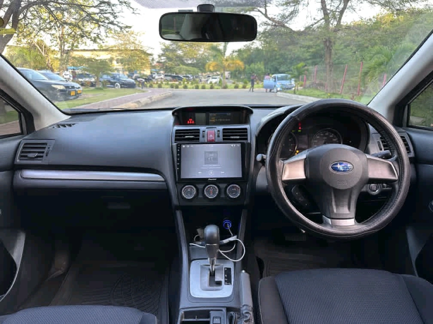 Subaru Impreza New Model G4 2014 Silver thumbnail 9