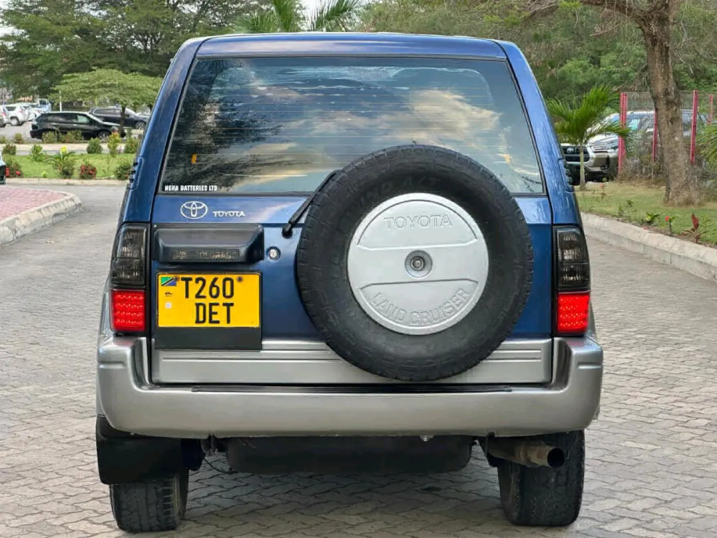 2001 Toyota Land Cruiser Prado Diesel Automatic thumbnail 2