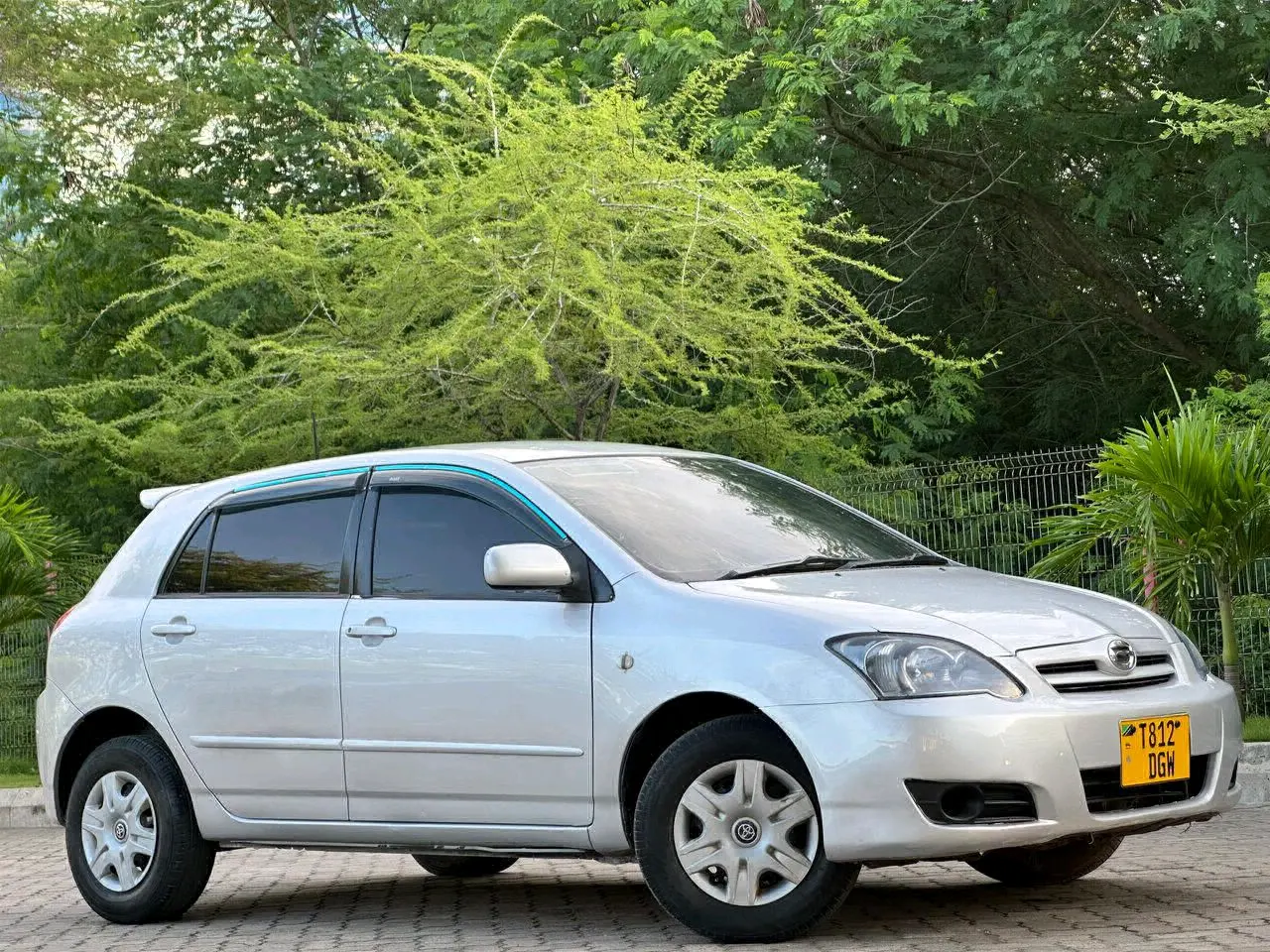Toyota Runx 2005 (DGW) thumbnail 3