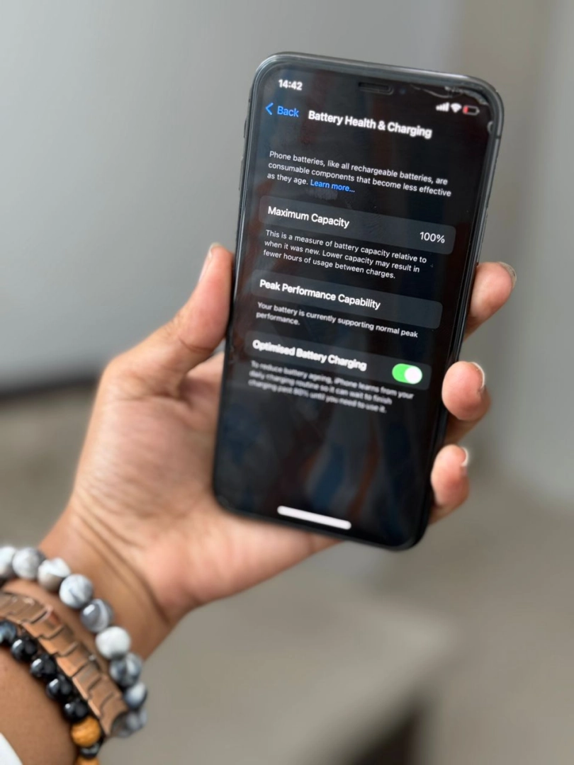 IPhone Full Box Face ID True Tone 100% Battery Health thumbnail 2