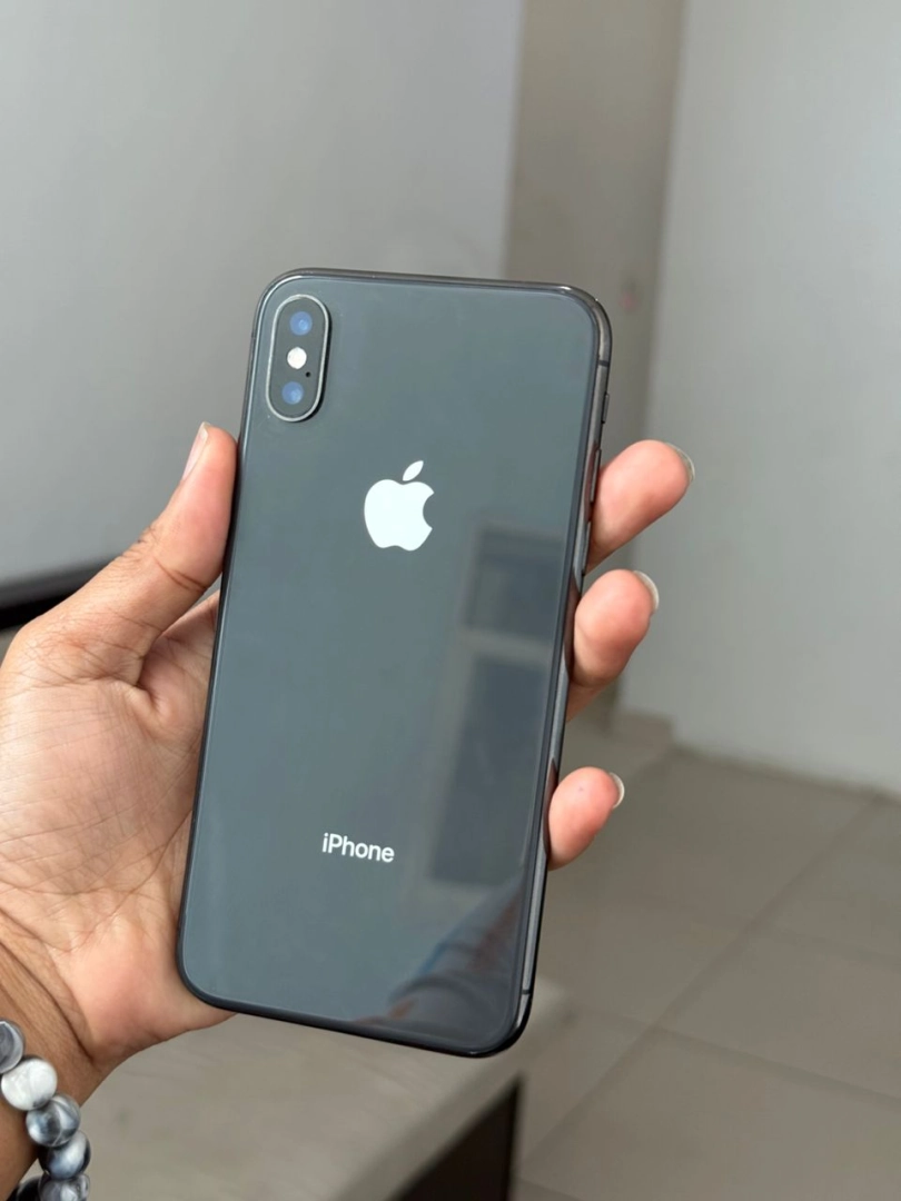IPhone Full Box Face ID True Tone 100% Battery Health thumbnail 3