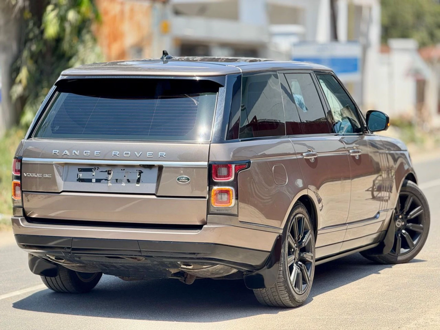 2016 Range Rover VOGUE SUV 3.0cc Diesel thumbnail 6