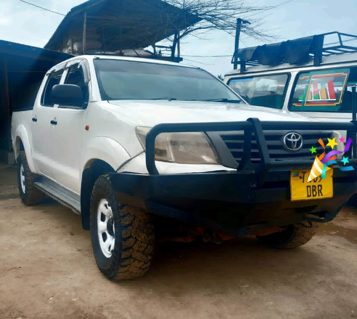 Toyota Hilux Vigo Diesel Pickup T 469 DBR thumbnail 4