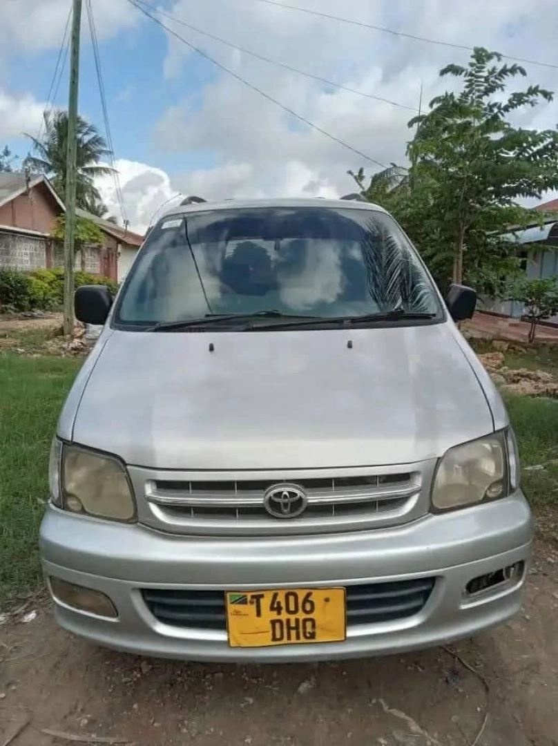 Toyota Noah SR40 Van for Sale T406DHQ thumbnail 5