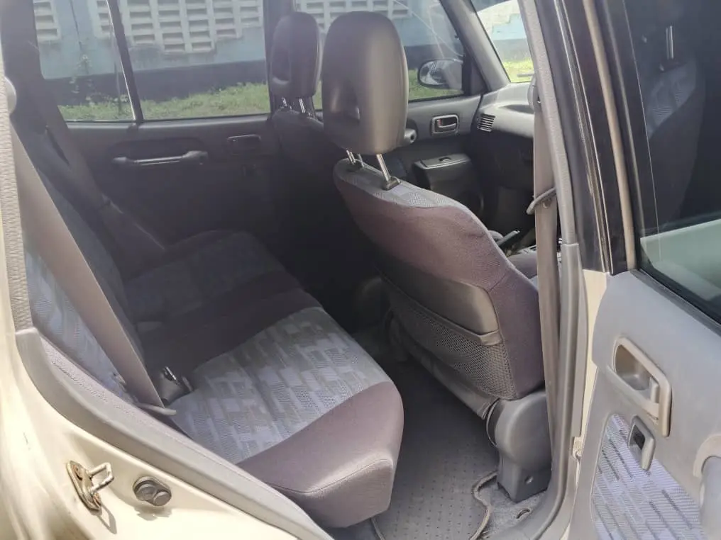 Toyota RAV4 L 1998 thumbnail 4