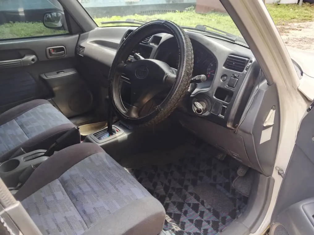 Toyota RAV4 L 1998 thumbnail 5