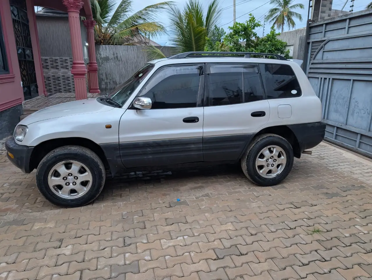 Toyota RAV4 L 1998 thumbnail 6