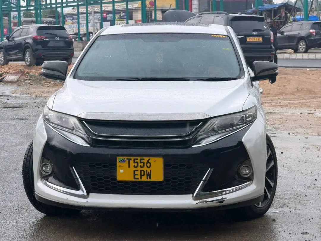 Toyota Harrier Anaconda kwa Mauzo