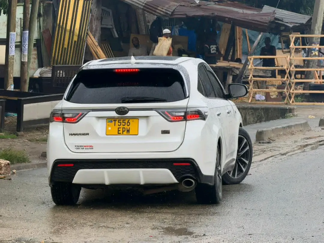 Toyota Harrier Anaconda kwa Mauzo thumbnail 2