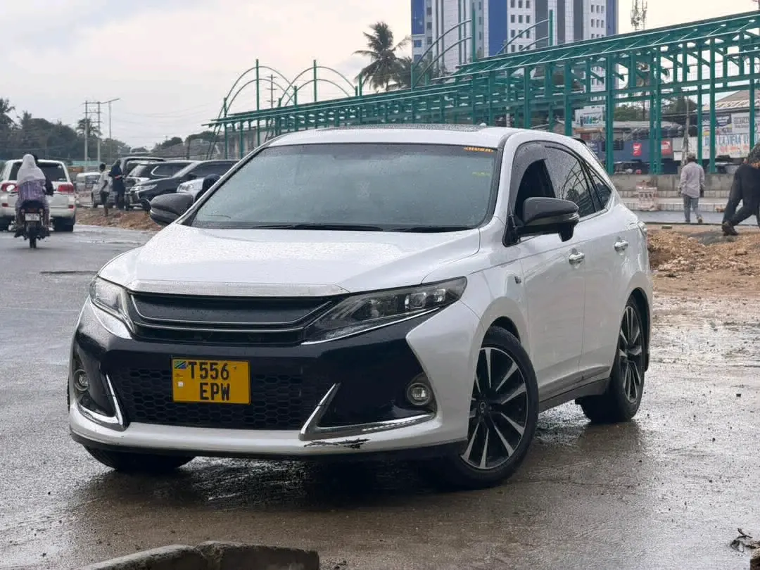 Toyota Harrier Anaconda kwa Mauzo thumbnail 4