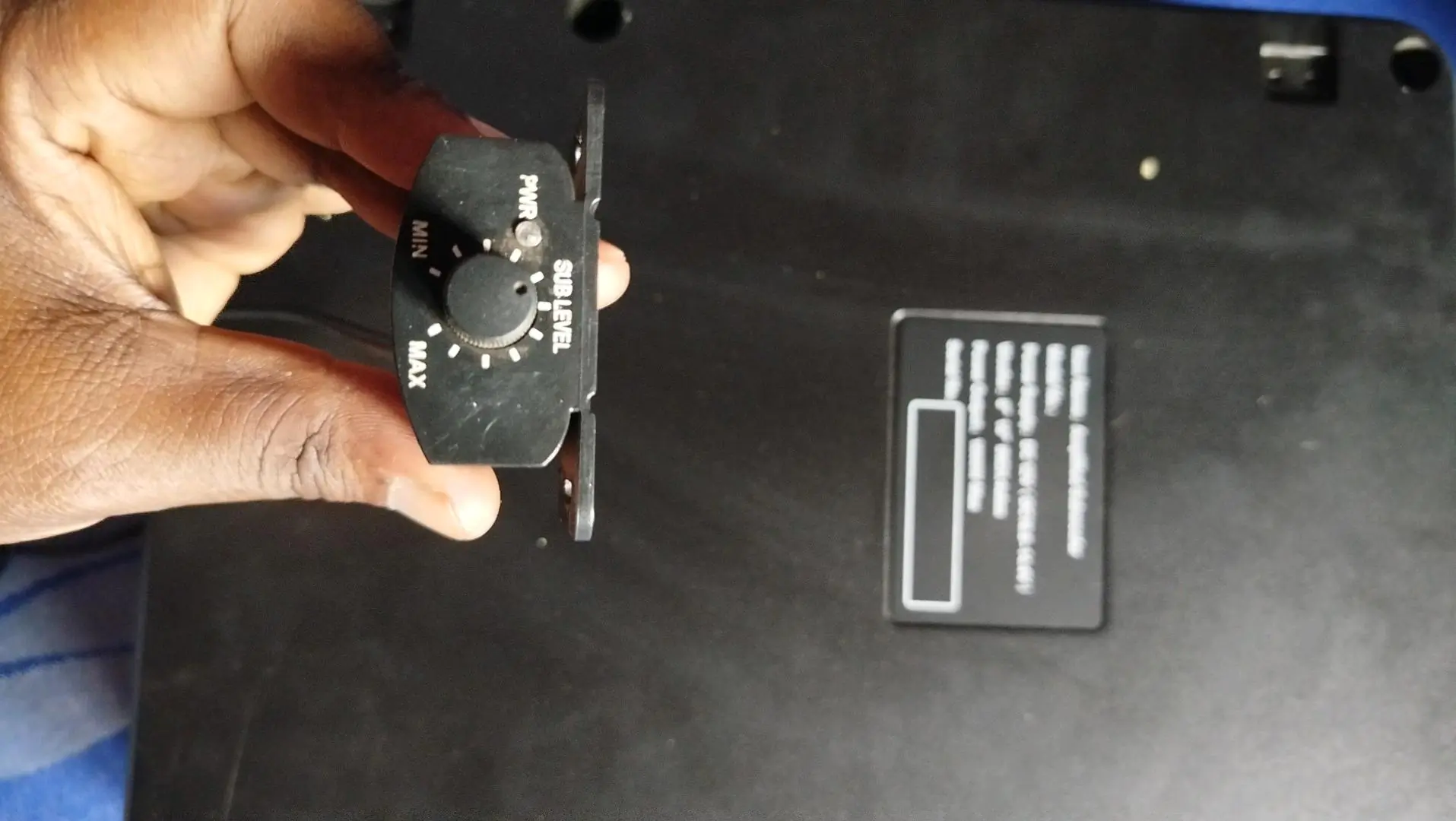 VLANG Under Seat Subwoofer Speaker thumbnail 4