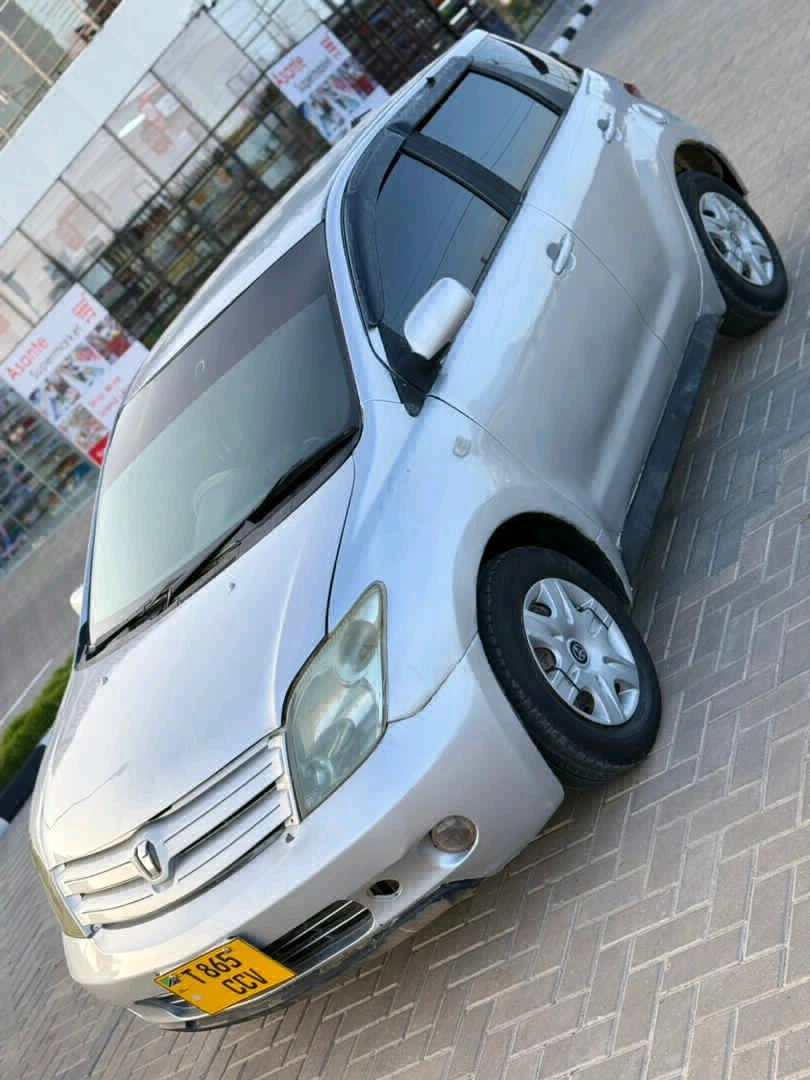 Toyota Ist CCV Full AC Music System thumbnail 4