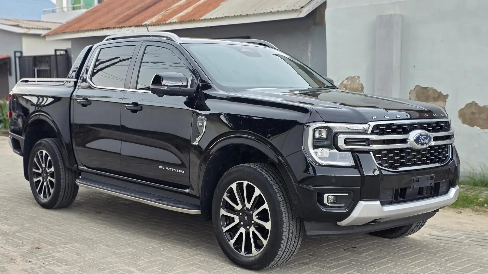 2025 Ford Ranger Platinum Edition thumbnail 7