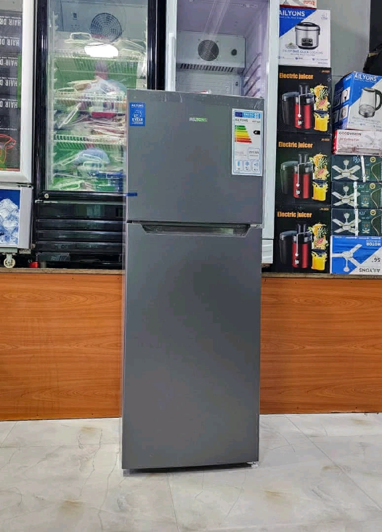 AILYONS Refrigerator 172L