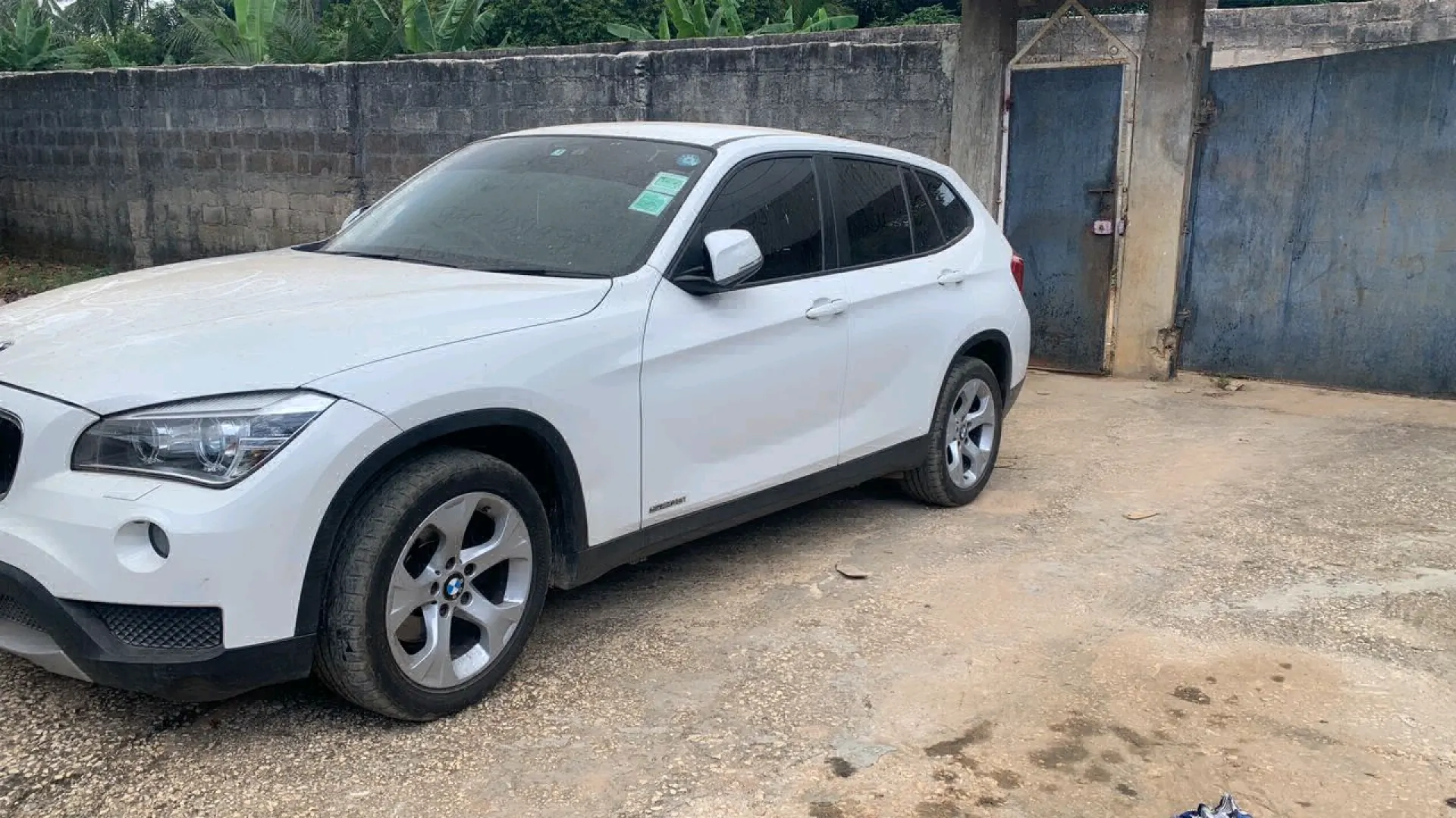 White BMW X1 SUV for Sale in Zanzibar