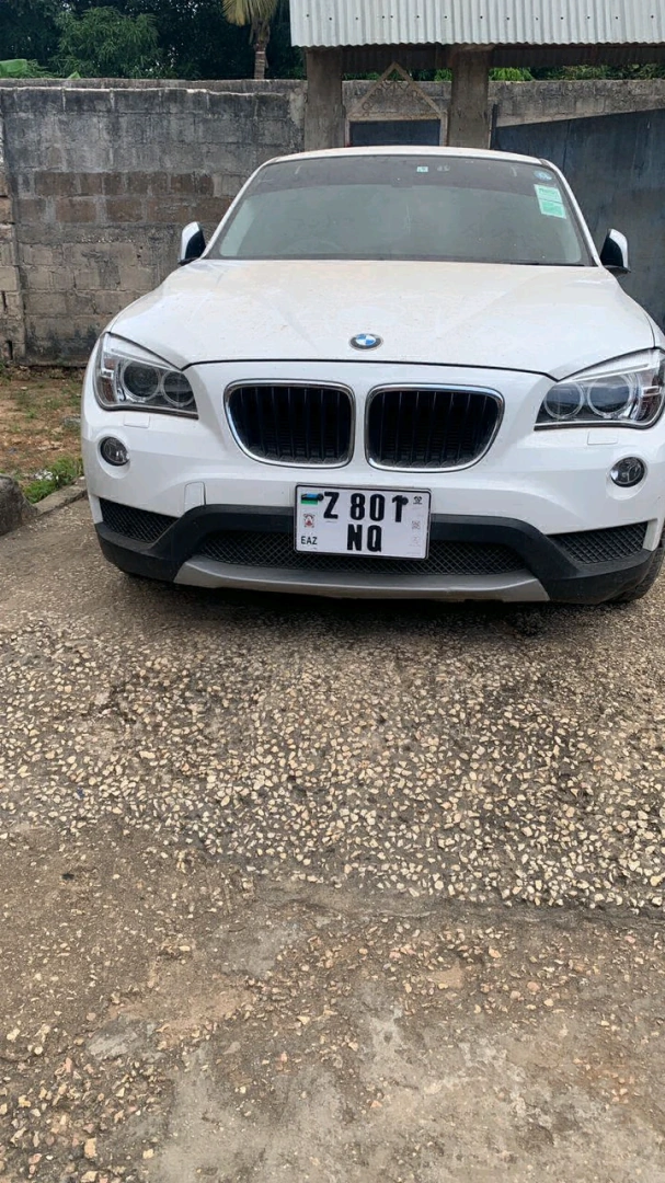 White BMW X1 SUV for Sale in Zanzibar thumbnail 5