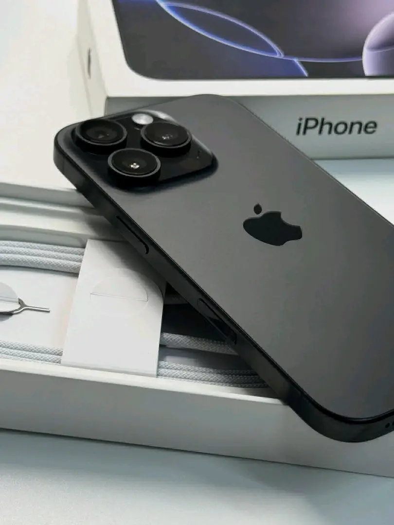 Used iPhone 16 Pro Wholesale Price thumbnail 3