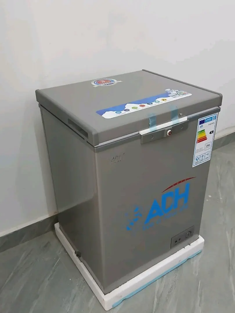 ADH Chest Freezer 150L - Gray