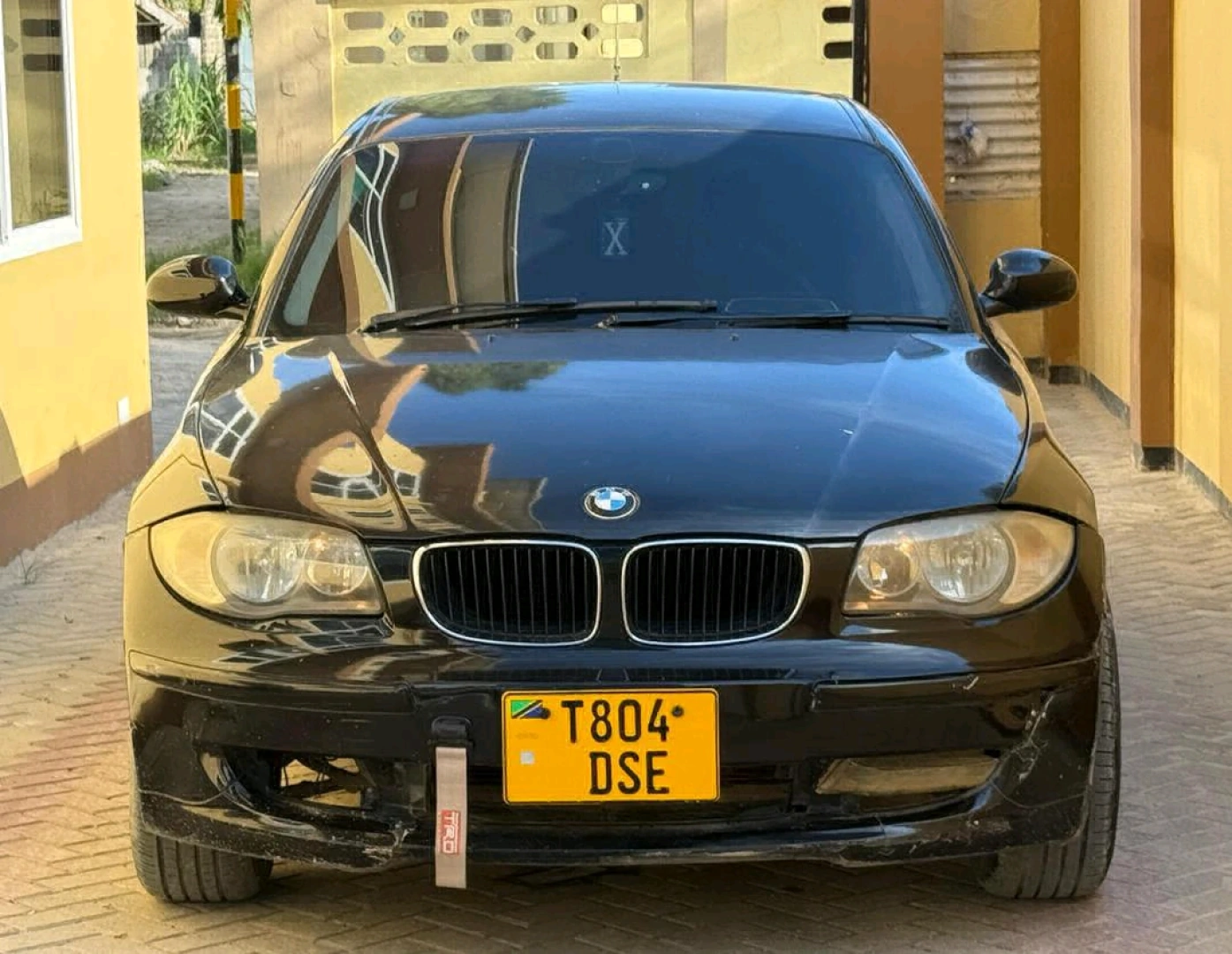 Black BMW 1 Series DSE 1500cc