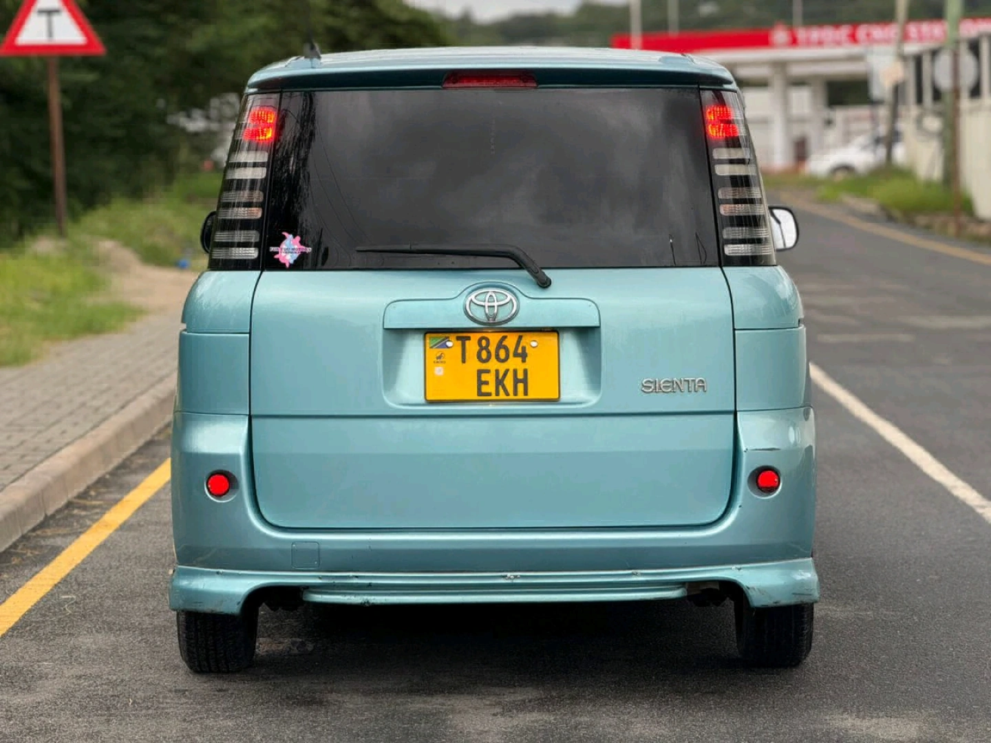 Toyota Raum EKH For Sale thumbnail 2