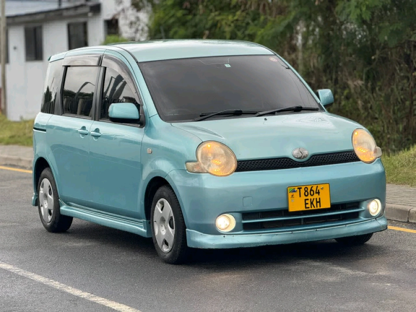 Toyota Raum EKH For Sale thumbnail 5