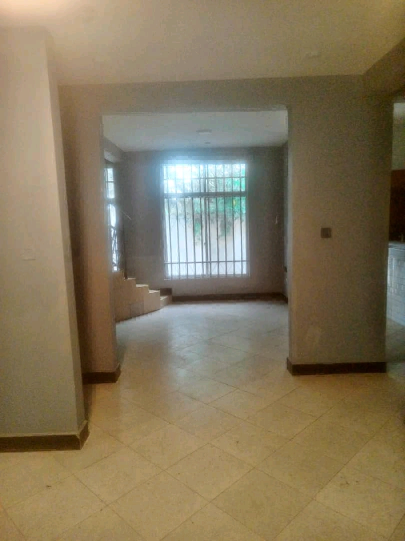 5 Bedroom House for Rent Usa River thumbnail 4