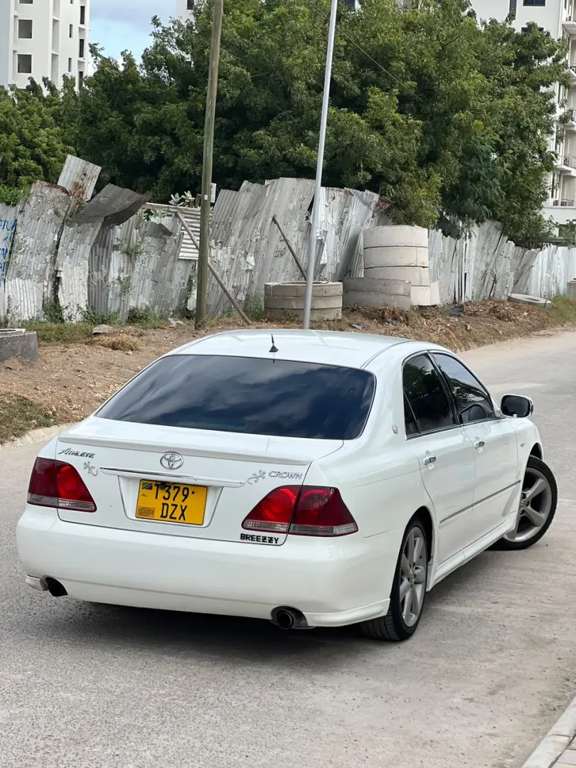 Toyota Crown Athlete 2006 thumbnail 6