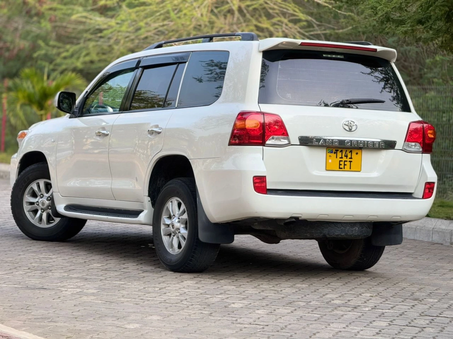 Toyota Land Cruiser V8 EFT 2008 Diesel Manual thumbnail 6