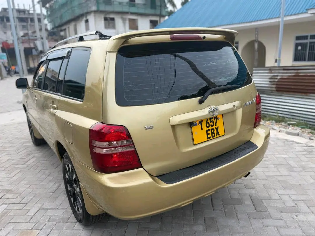 Toyota Kluger 2003, 2360cc VVTi, Android Radio thumbnail 3