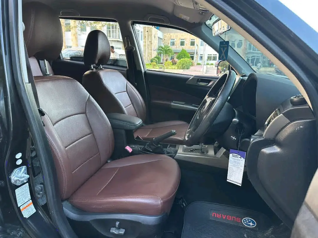Subaru Forester 2010 thumbnail 3