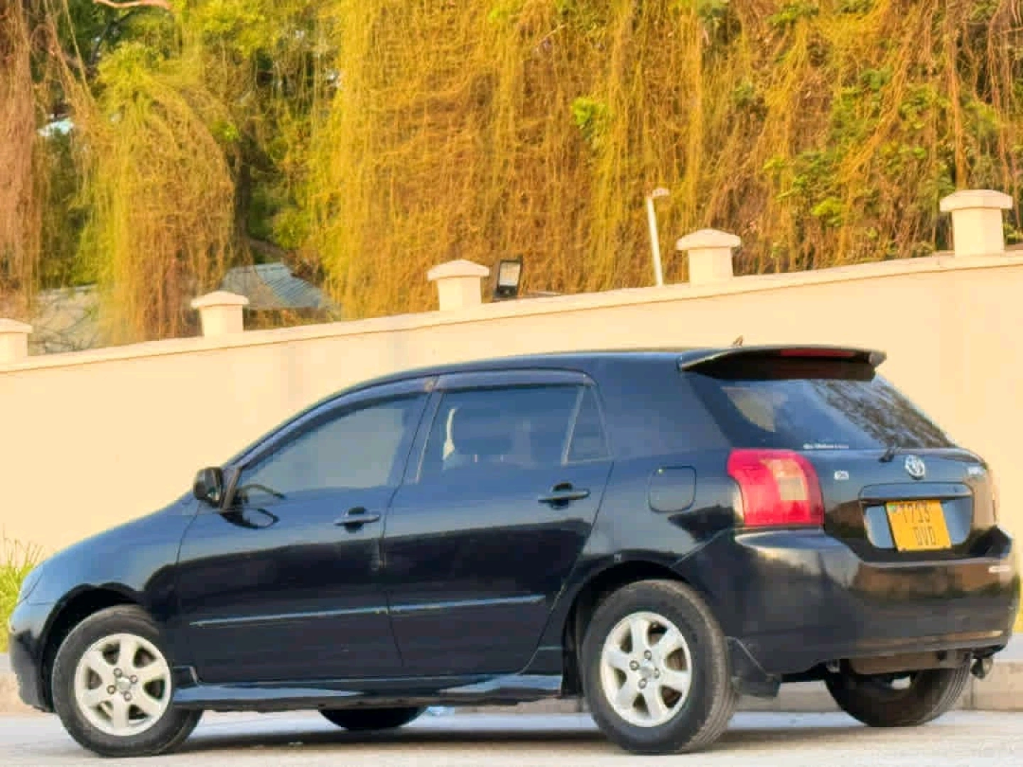 Toyota RunX 2005 Black Low Mileage thumbnail 6