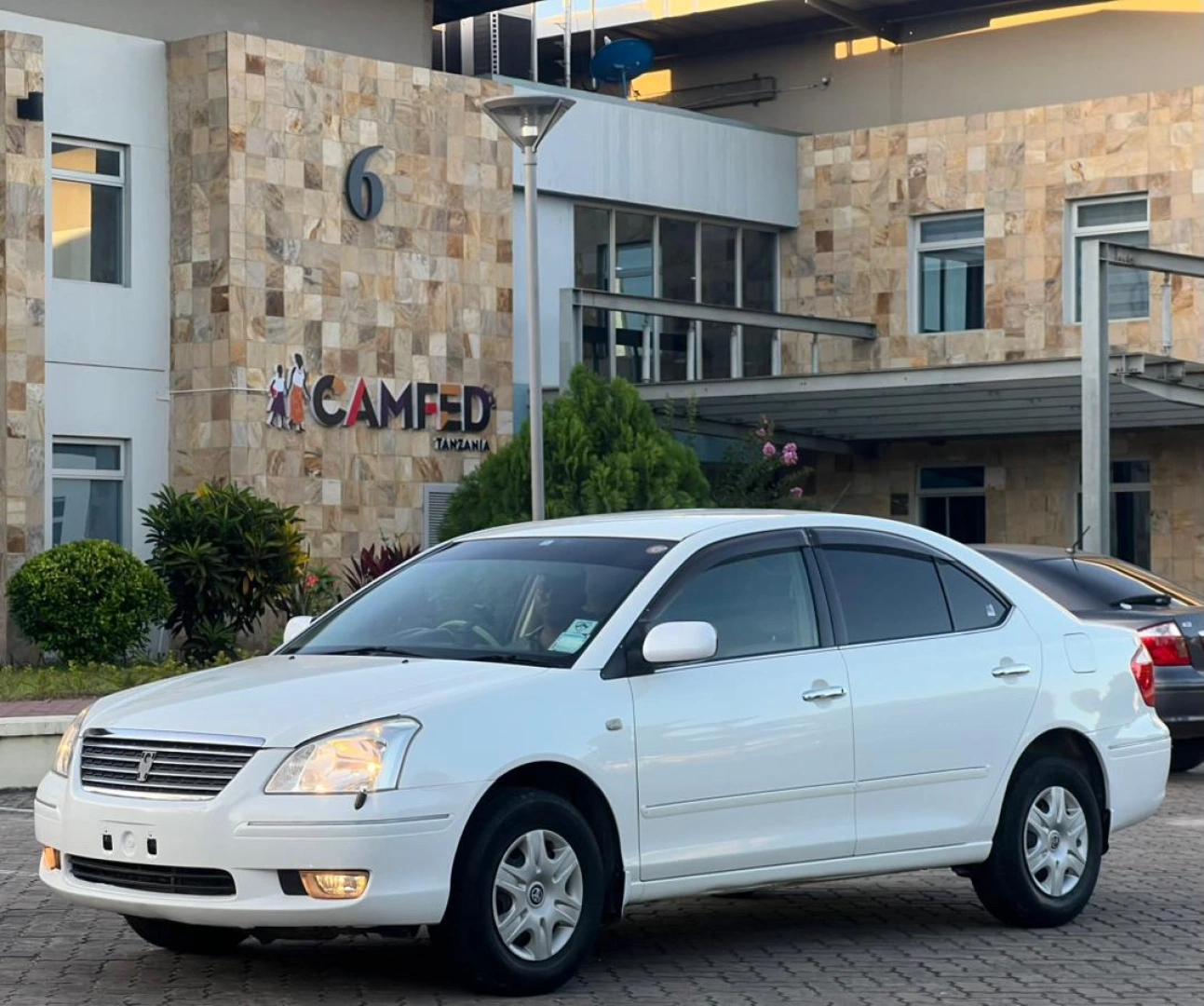 Toyota Premio X 2003 Sedan thumbnail 2
