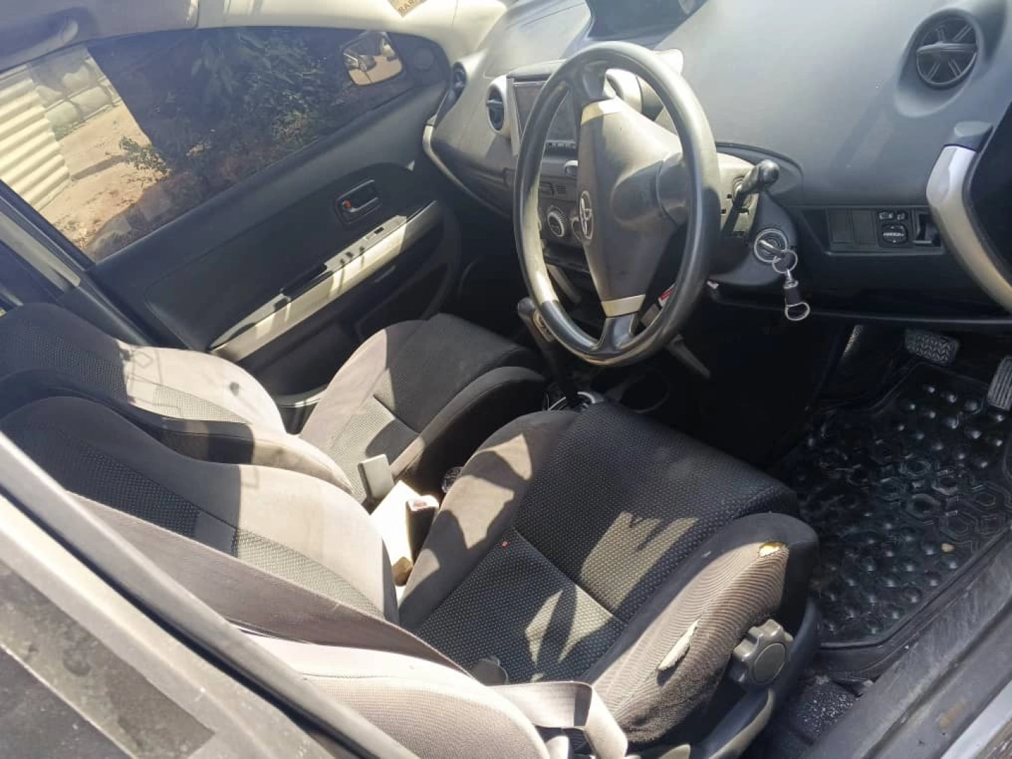 Toyota Ist DRK Full Document thumbnail 3