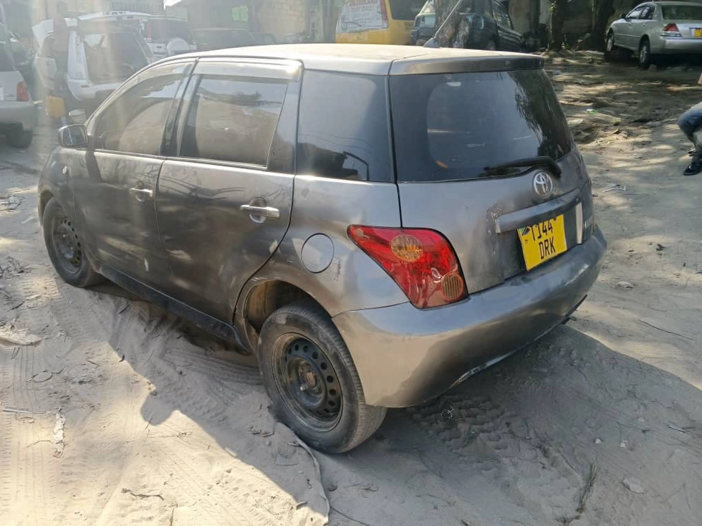 Toyota Ist DRK Full Document thumbnail 9