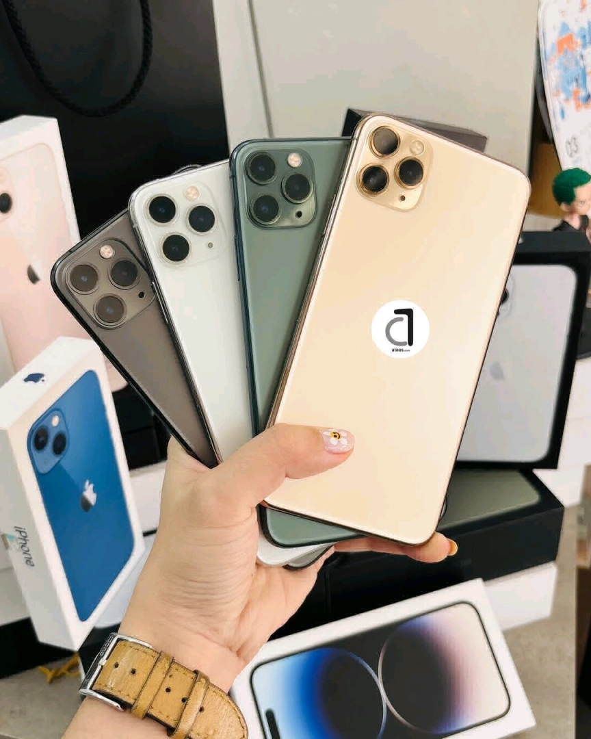 Apple iPhone 11 Pro Max 256GB thumbnail 3