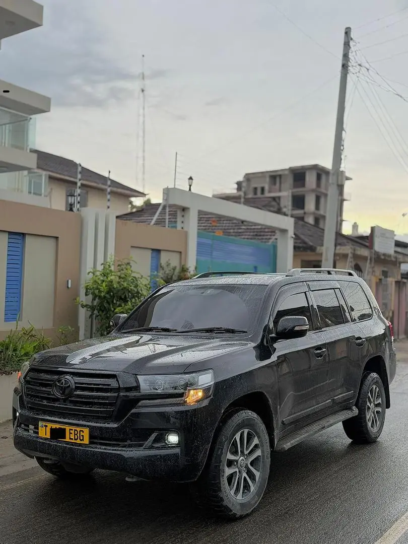 Toyota Land Cruiser 200 Series