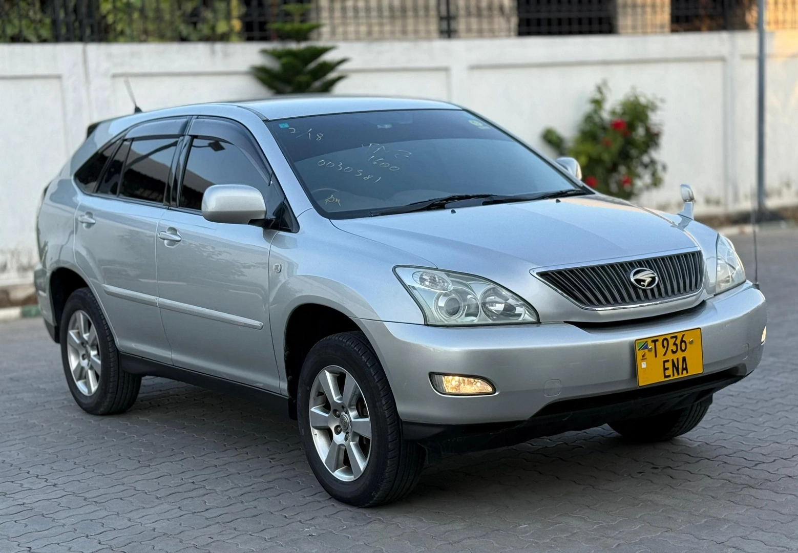Toyota Harrier 2006 SUV (Silver) - Exchange Allowed thumbnail 2