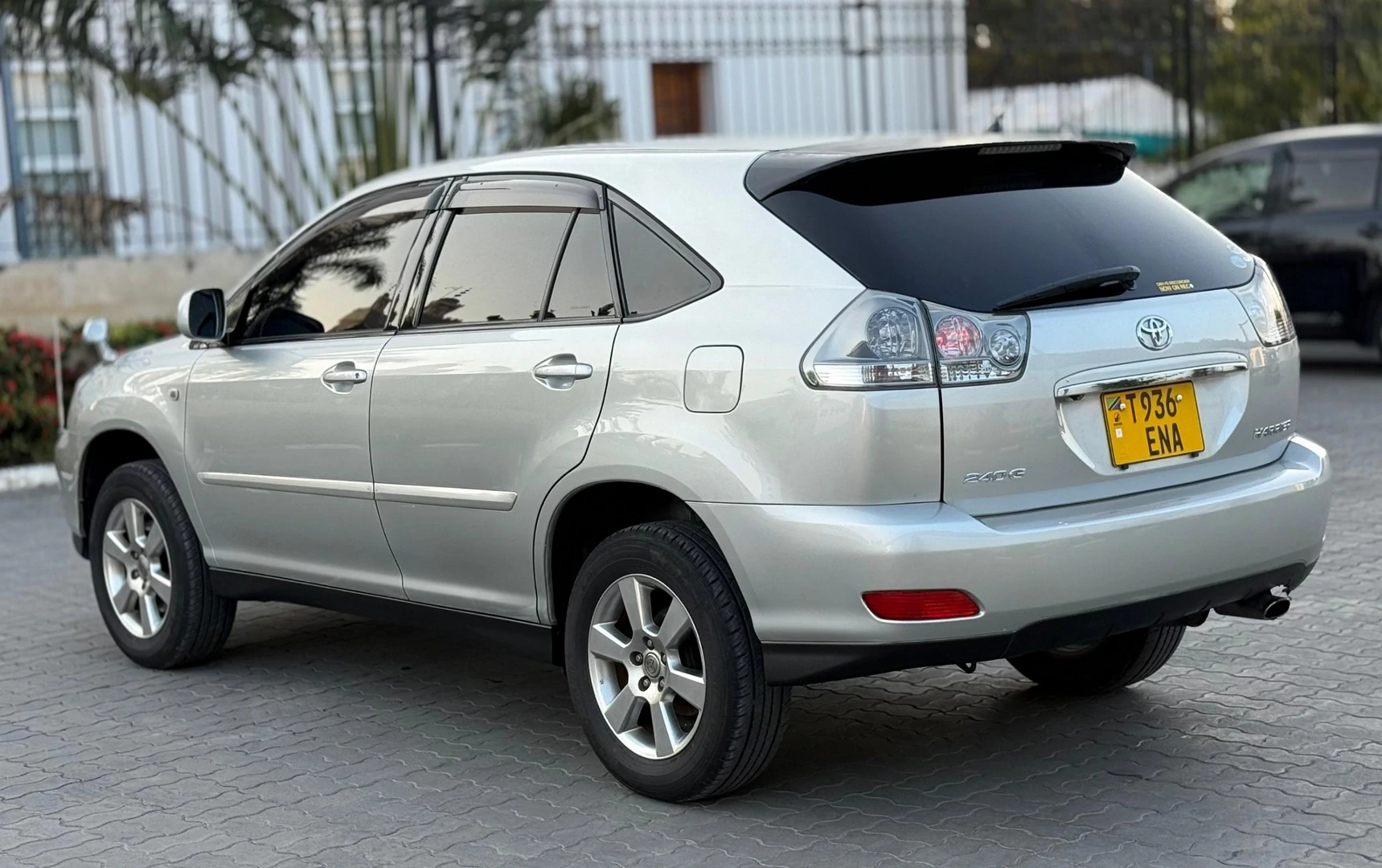 Toyota Harrier 2006 SUV (Silver) - Exchange Allowed thumbnail 8